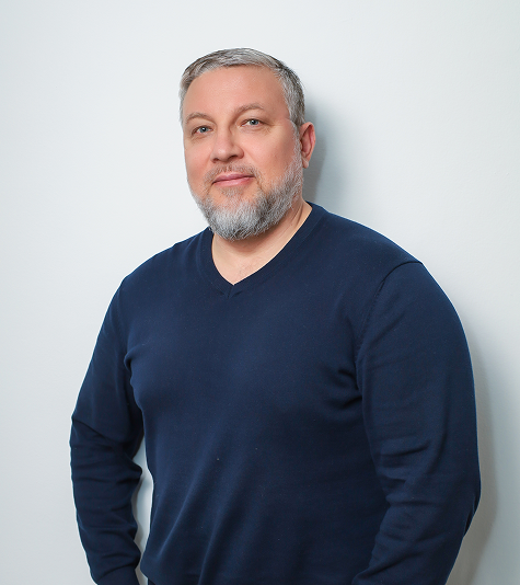 Денис Бреус